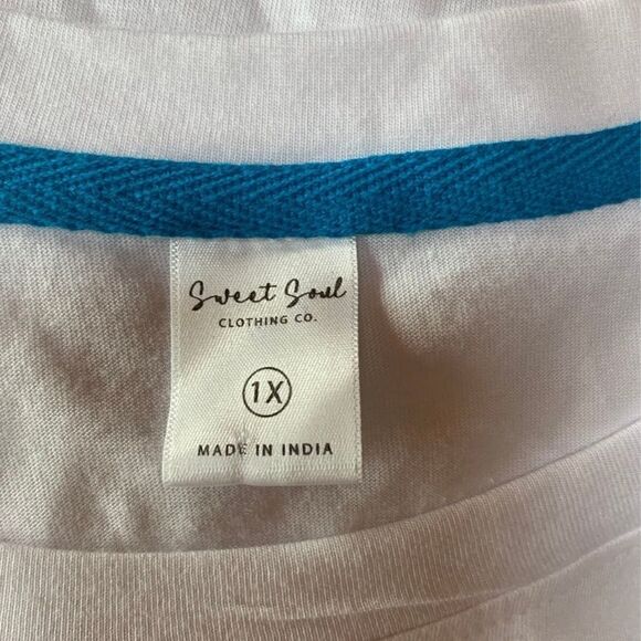 SWEET SOUL Rainbow Hearts Embroidered Tee 1X - Picture 5 of 5